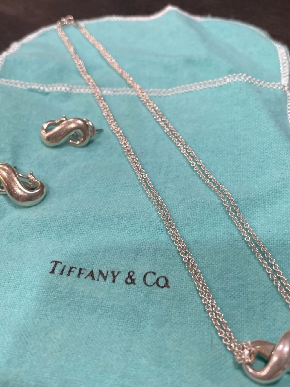 Tiffany & Co. Silver Infinity Necklace and Earrings Set - Turquoise Pouch